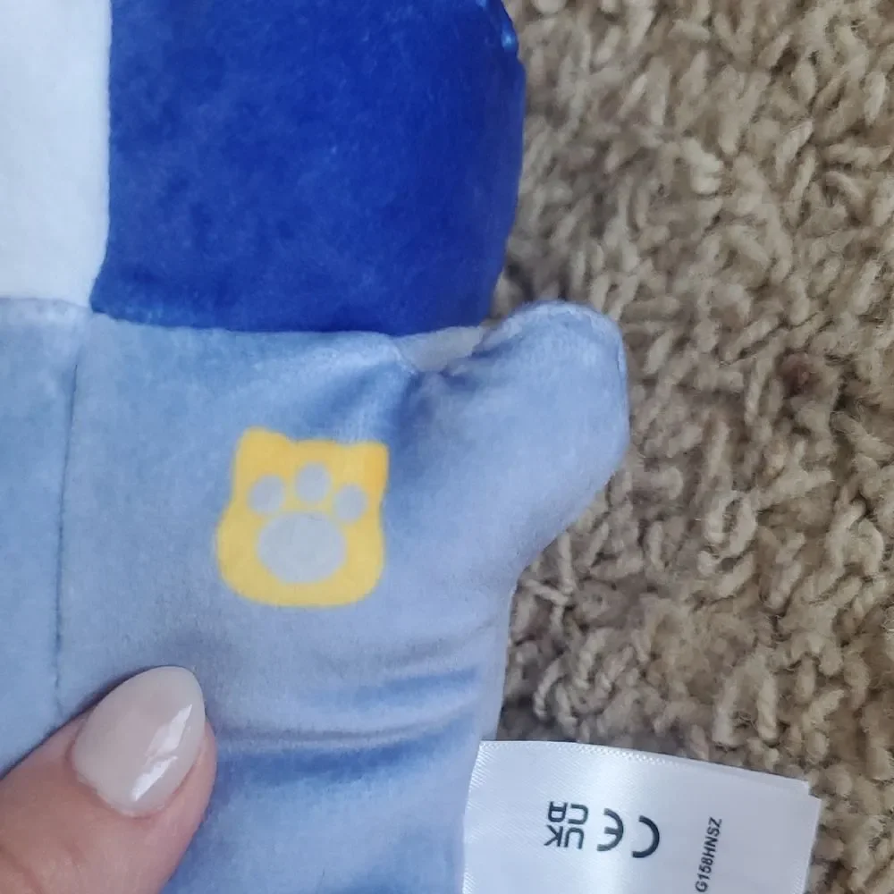 AMPHMAU Blue and White Plush Fish Toy